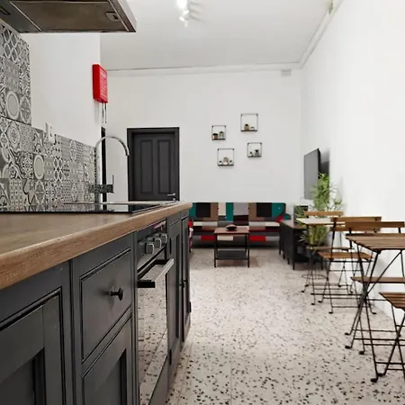 Cosy 6 Holiday home