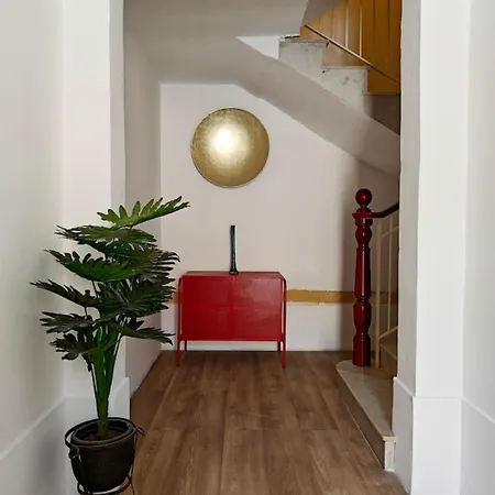 Cosy 6 Lodge *